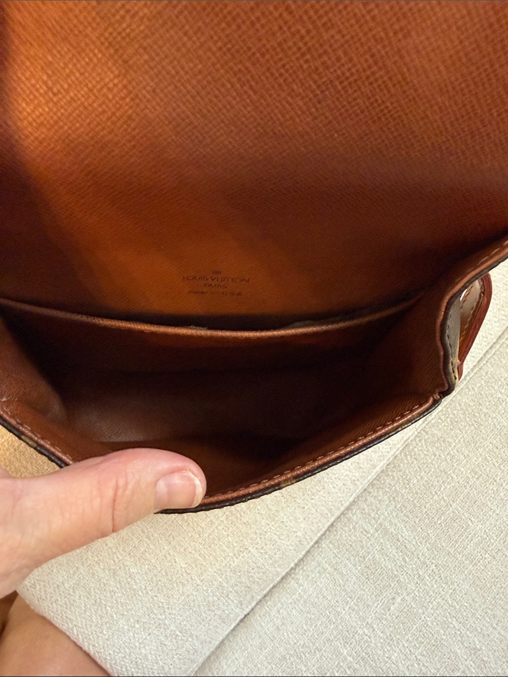 Authentic Louis Vuitton St. Cloud PM - Picture 13 of 17